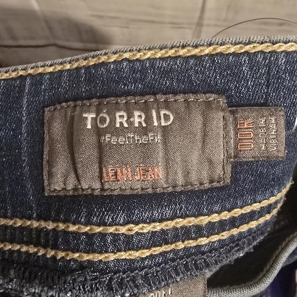 Torrid Feel the fit pull on stretch‎ jeans size 00R plus skinny jeans